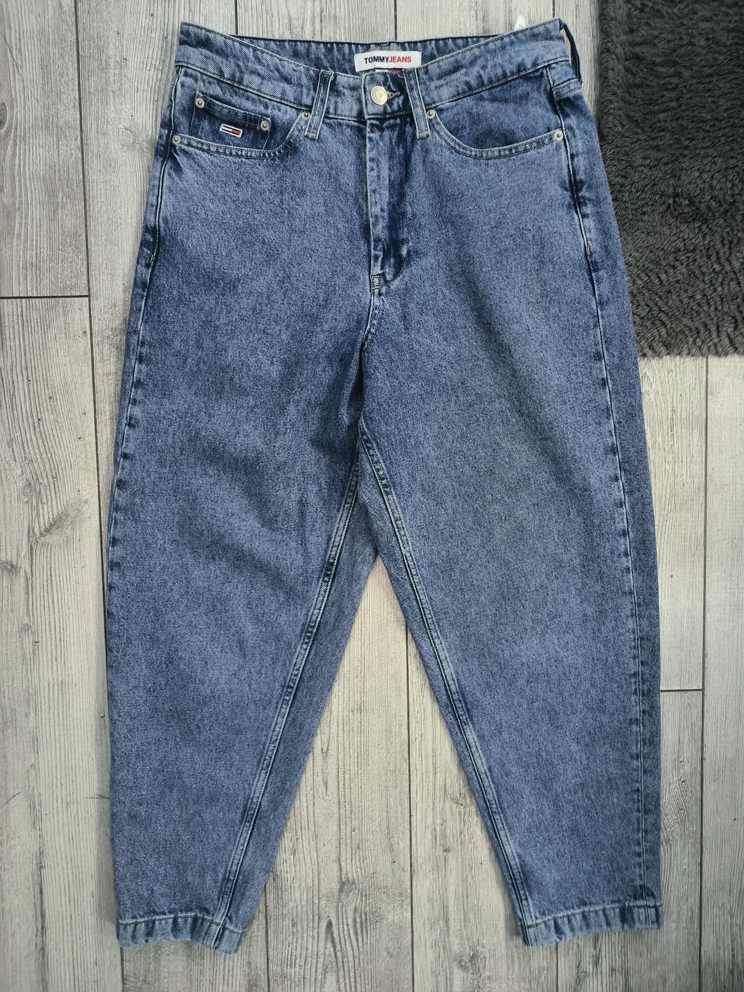 Jeansy relaxed fit Tommy Hilfiger  rozmiar 164 (28/30)