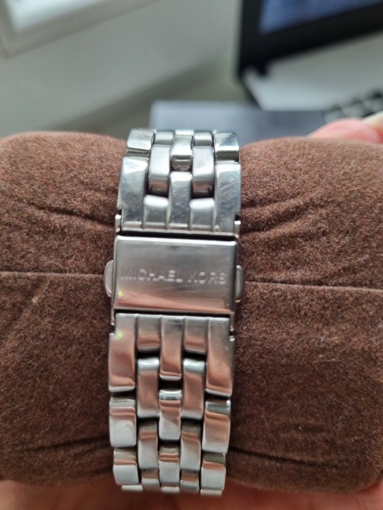 Часы Michael Kors женские