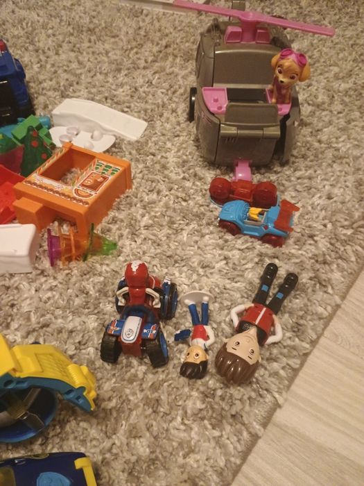 Zabawki ,figurki Psi Patrol