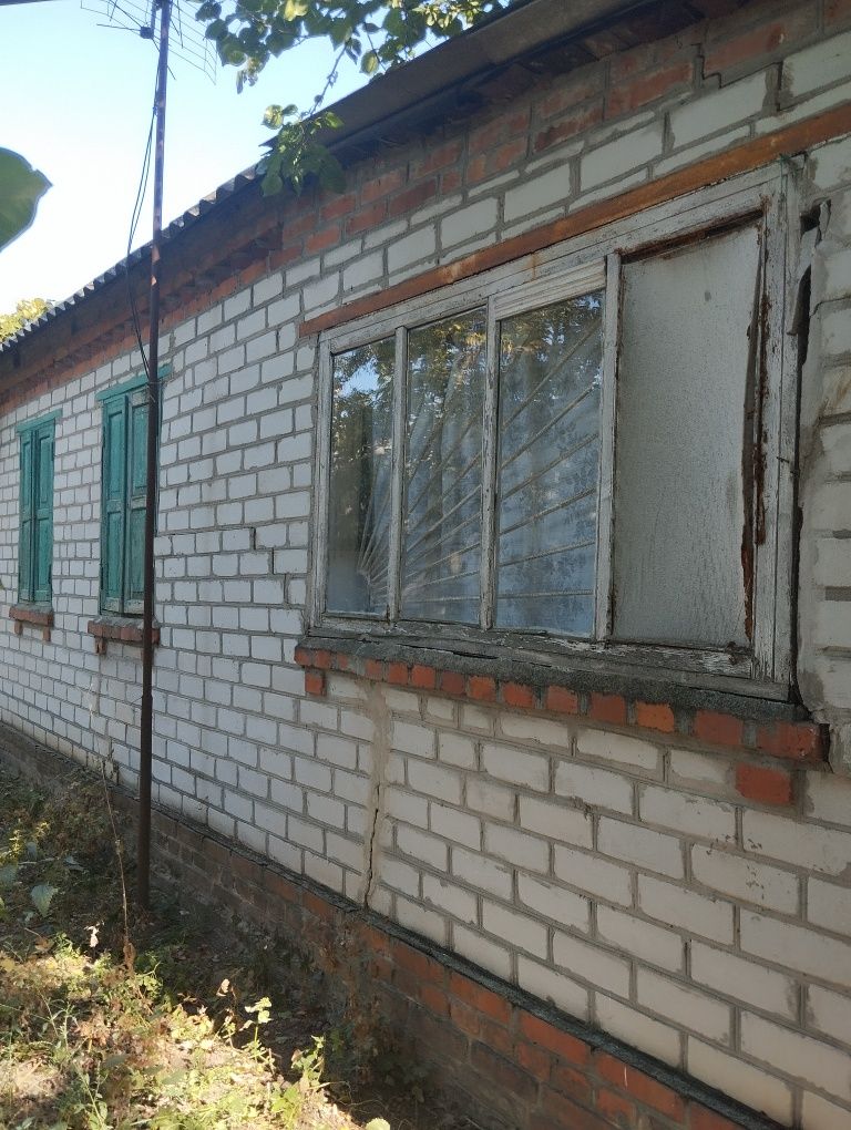 Продам дом Нововодолажский район.
