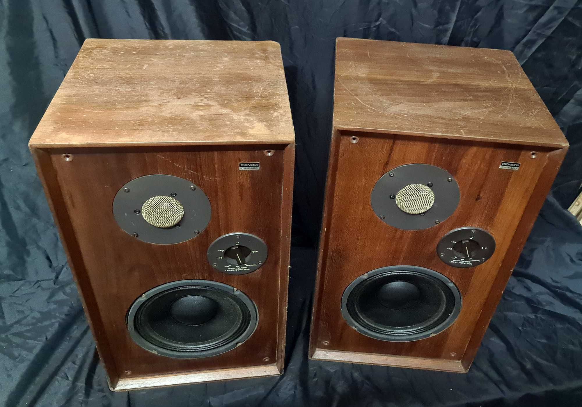 Colunas Pioneer CS-E400