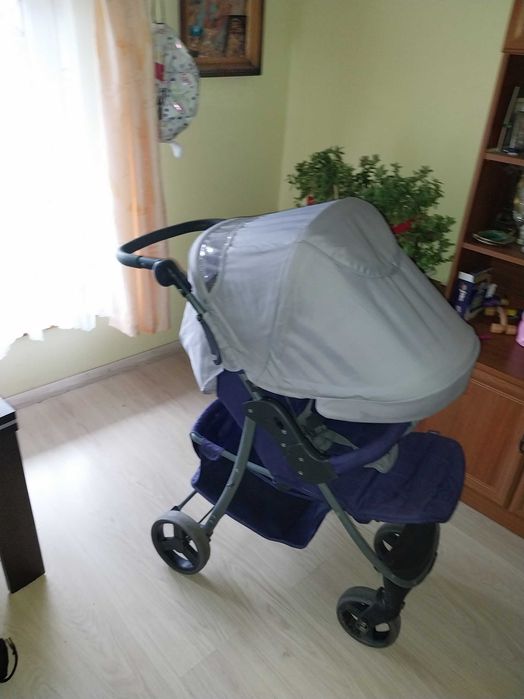 Wózek dziecięcy używany