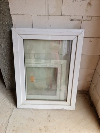 Okno 113,5x86,5 cm