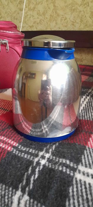 Термос пластиковый со стеклянной колбой 1,7 литра