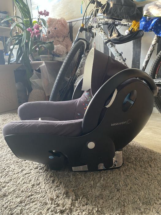 Дитяче автокрісло bebecomfort