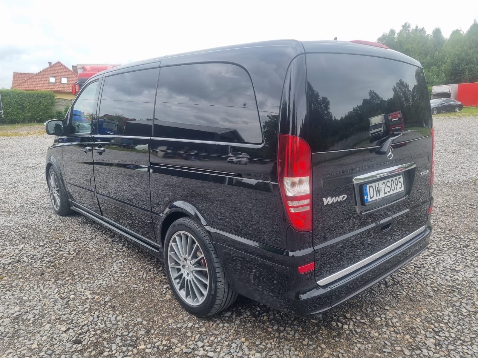 Mercedes Viano bus 6 osób wynajem