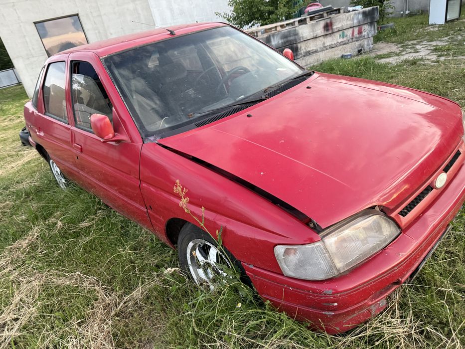 Ford escort 1992 1.4 газ/бензин