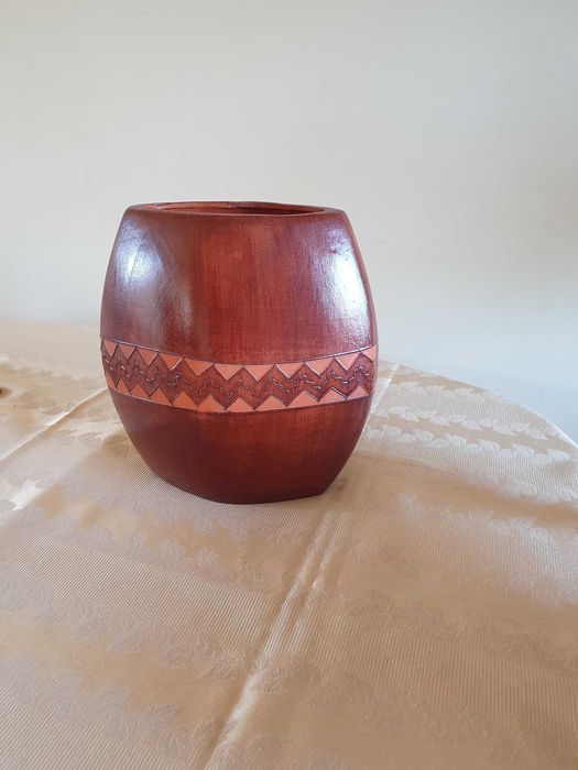 Wazon flakon gliniany ręcznie zdobiony