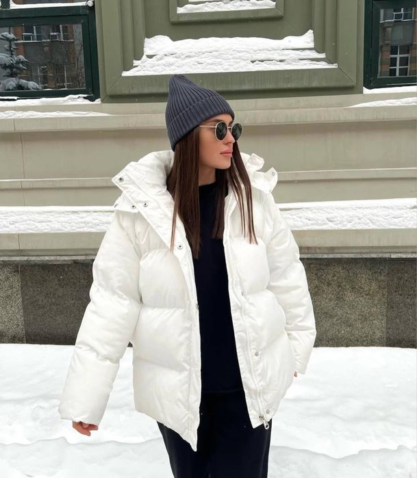Пуховик жіночий теплий білий зимовий оверсайз з капюшоном•купти куртку