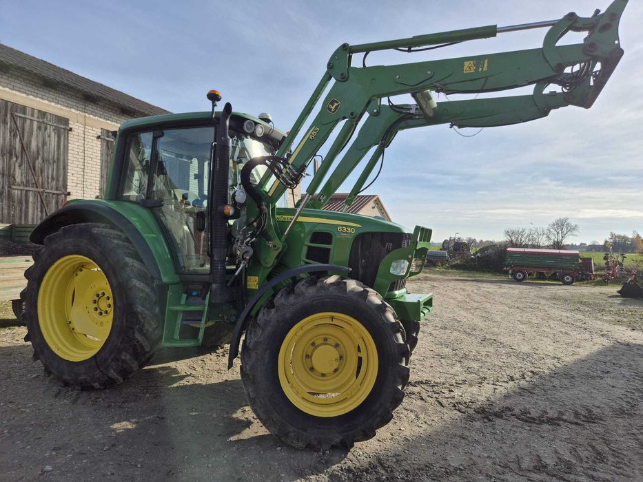 John deere  6330 Premium z ładowaczem