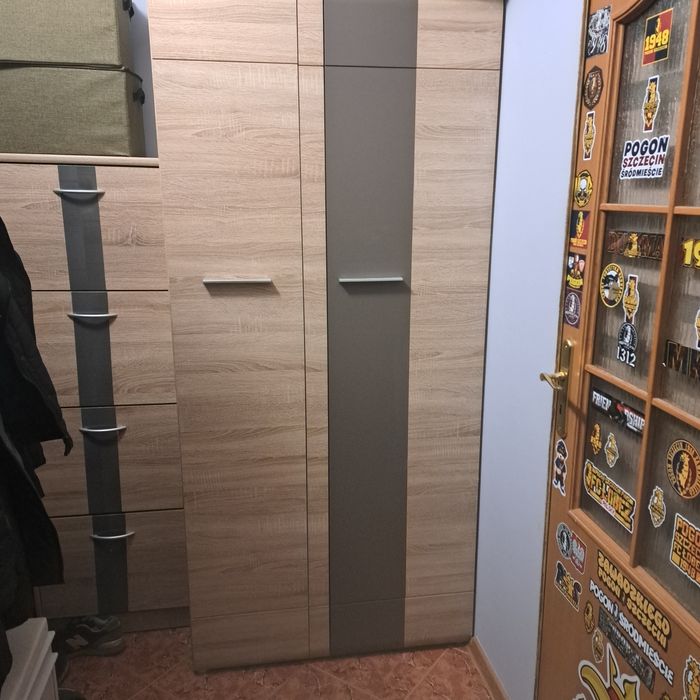 Sprzedam szafę 2 drzwiowa