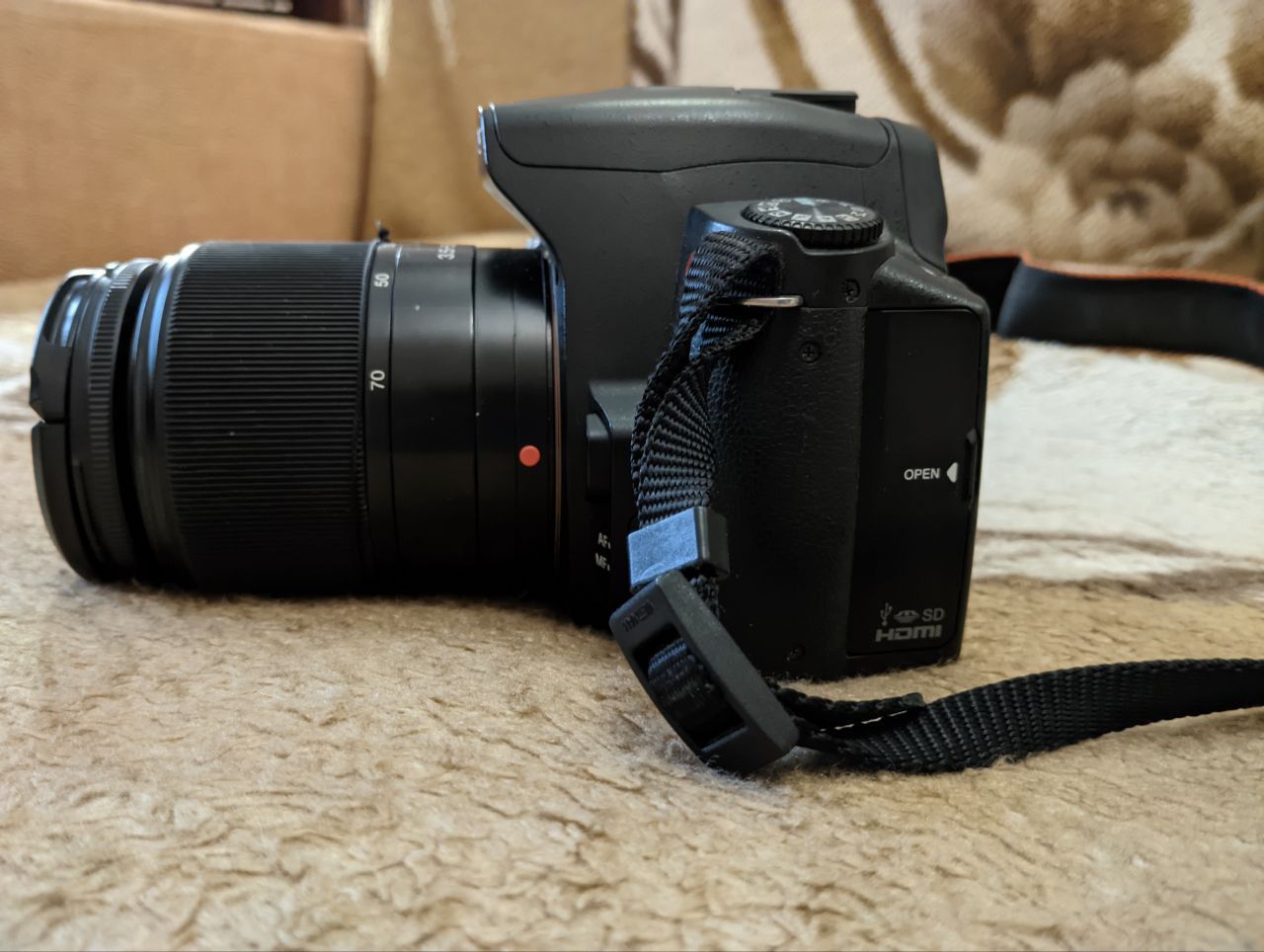 Продам фотоапарат Sony Alpha DSLR-A290