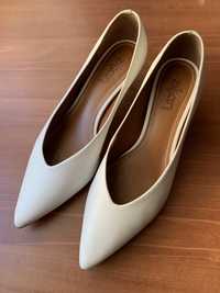 Sapatos Zilian Brancos