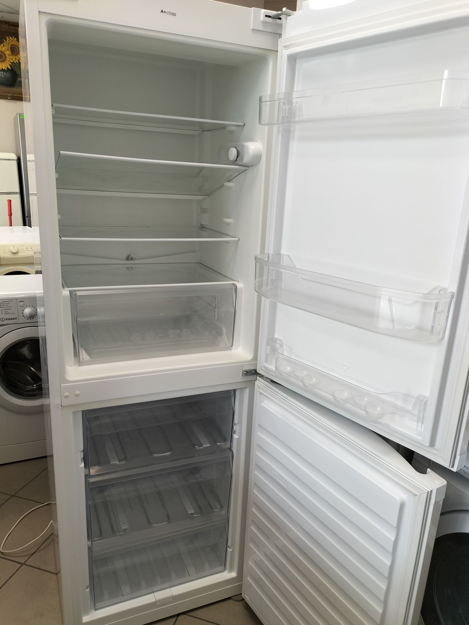 Lodówka Bauknecht Whirlpool, 175cm wysokość, z Niemiec