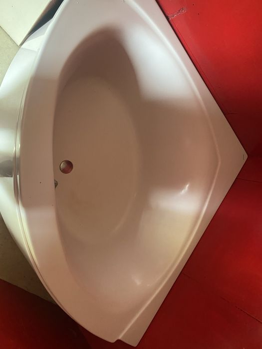 Ванна кутова з екраном 130 на 130 см