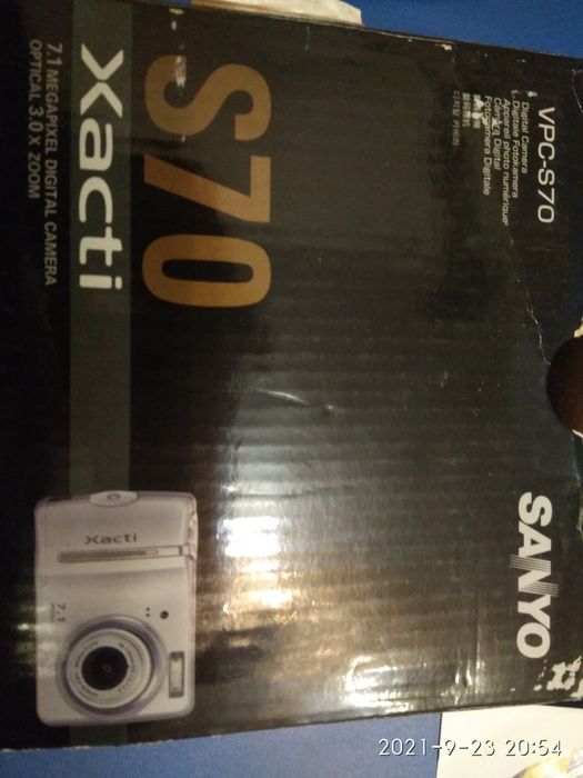 Цифровой фотоаппарат SANYO