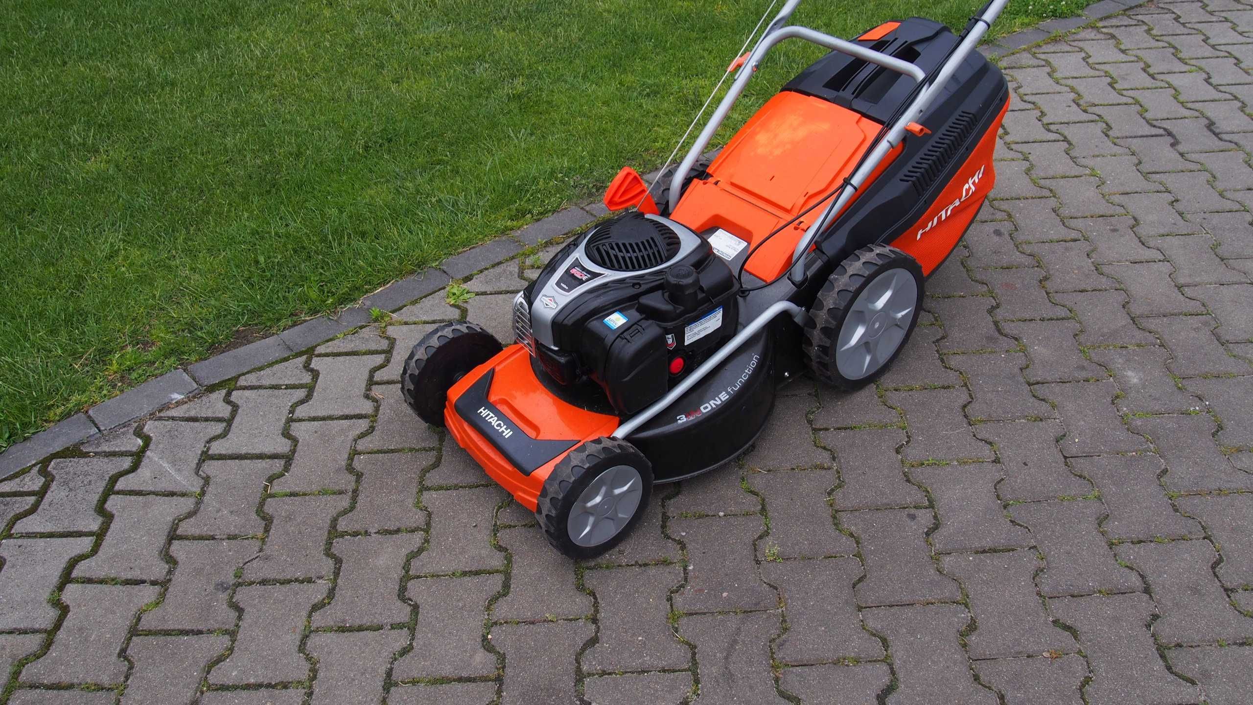 Hitachi Ml 140 EA Kosiarka Spalinowa