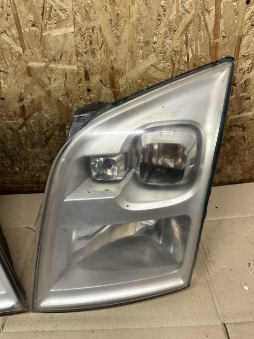 Передні фари Ford Transit Mk7 Форд Транзит МК7 2006-2014