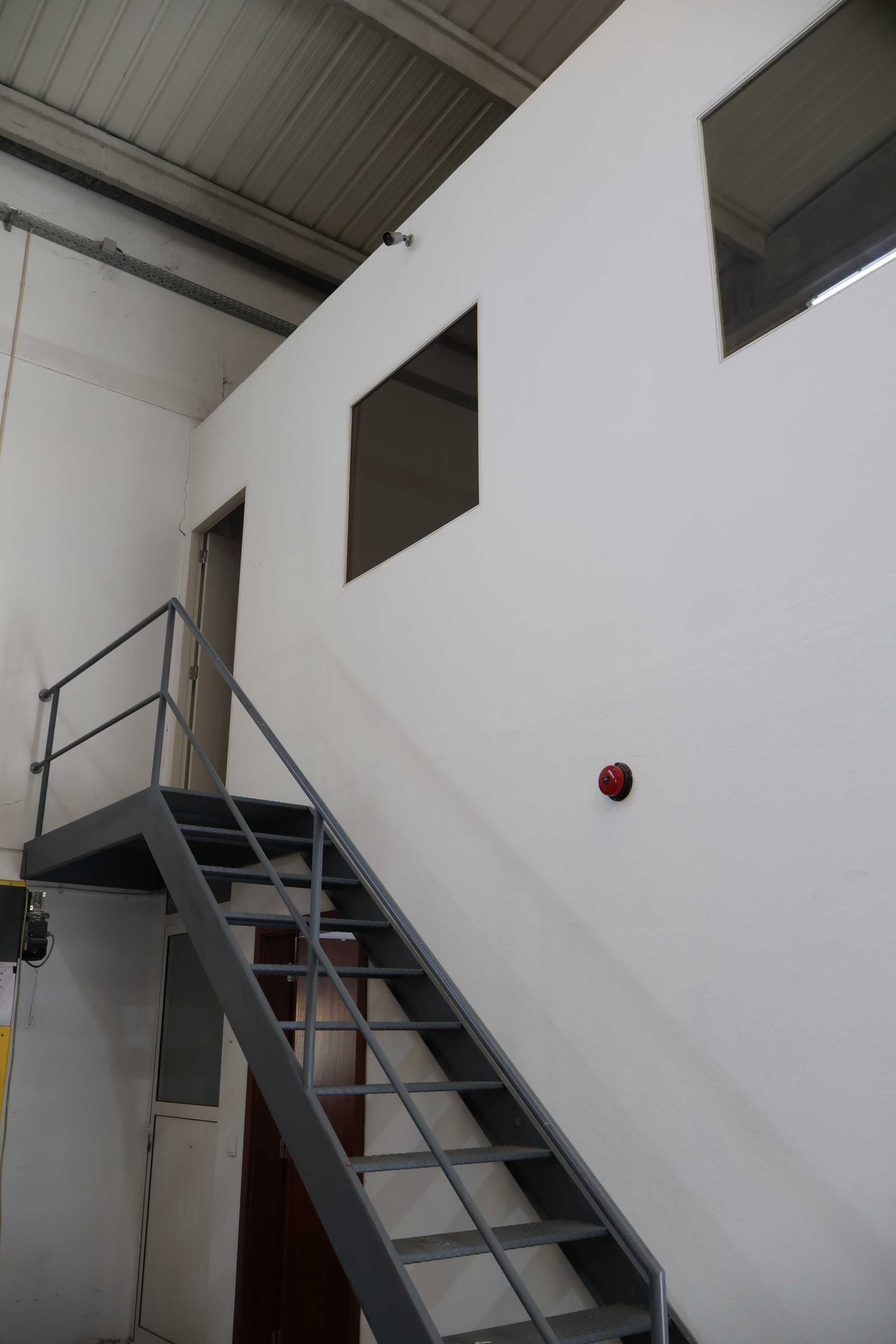 Armazém Antanhol(Coimbra) 700m2