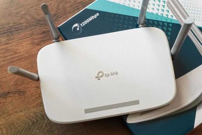 Роутер WiFi гигабитный TP Link Archer EC220-G5