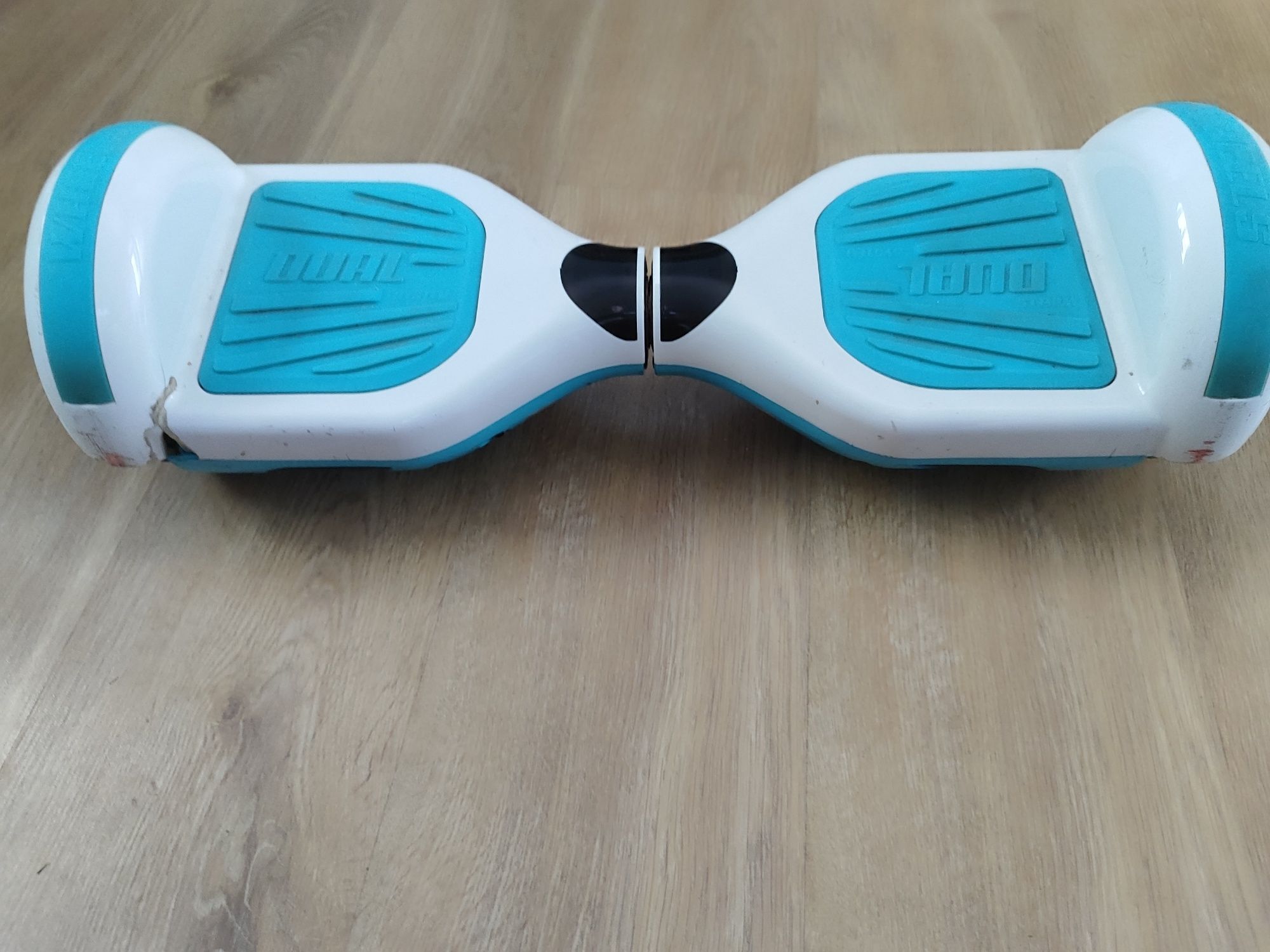 Deskorolka elektryczna skymaster WHEELS 6,5 DUAL biało-miętowa