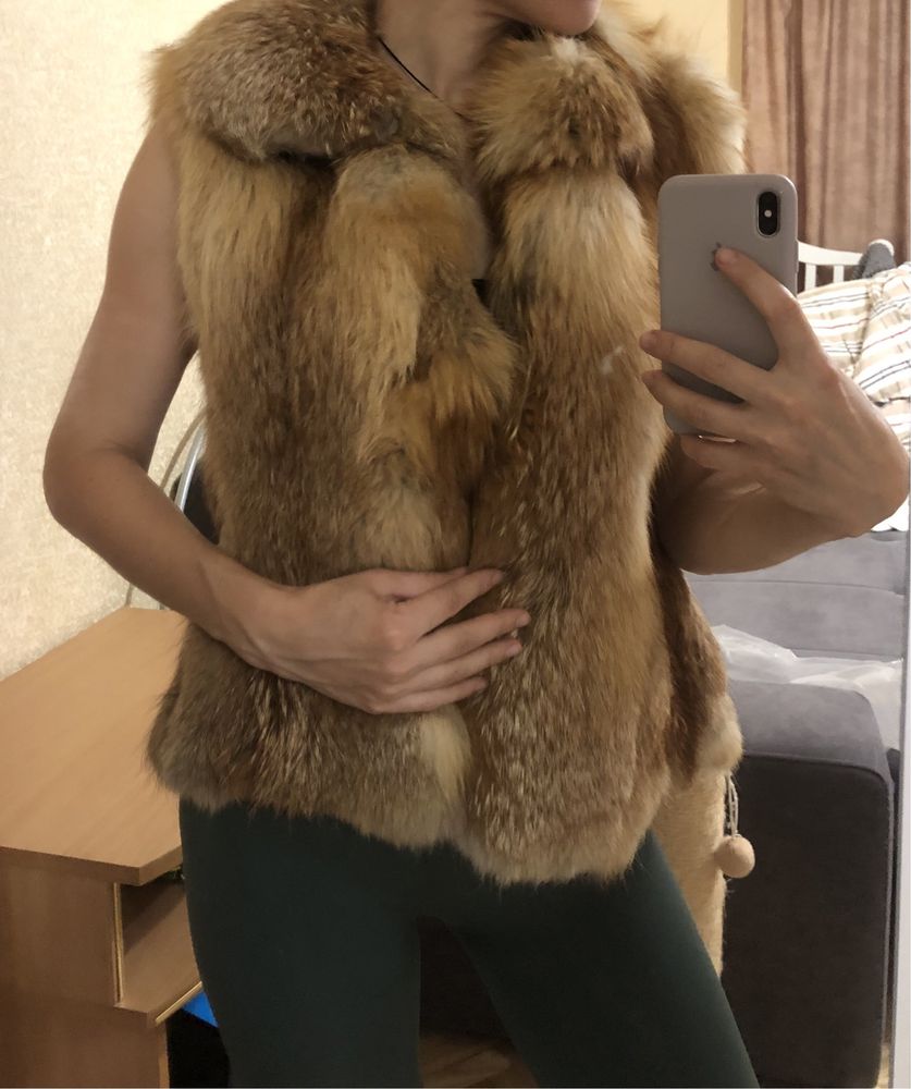 Жилетка з лисиці