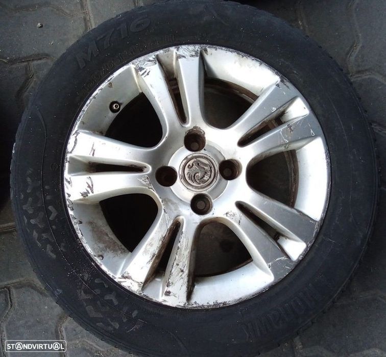 Jantes Opel R15 com pneus 185/65 furação 4x100