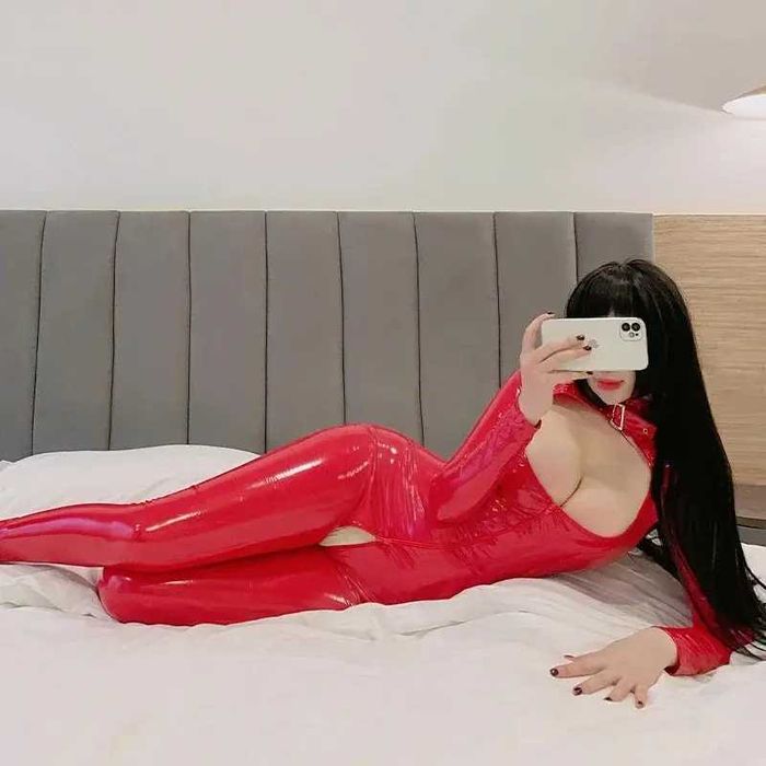 Костюм з латексу червоний, латексный костюм. РОЗПРОДАЖ!!!