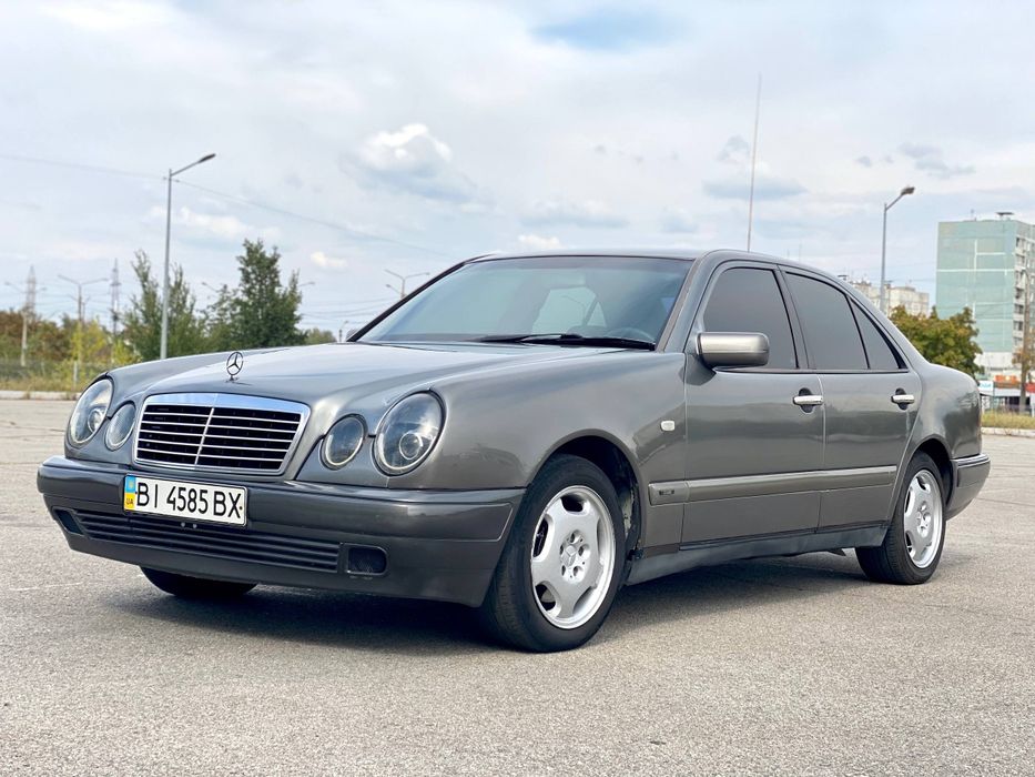 Mercedes Benz E class W210 газ / бензин