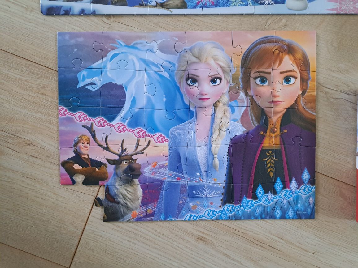 Zestaw puzzle Trefl Frozen 30 i EnchanTimals 60 + gratis