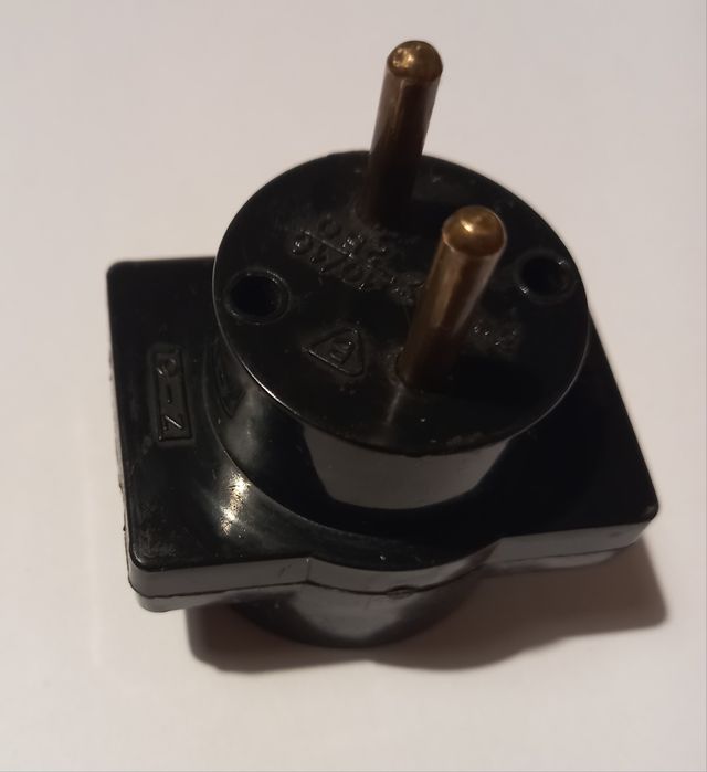 Rozgałęźnik elektryczny, złodziejka na 3 gniazda