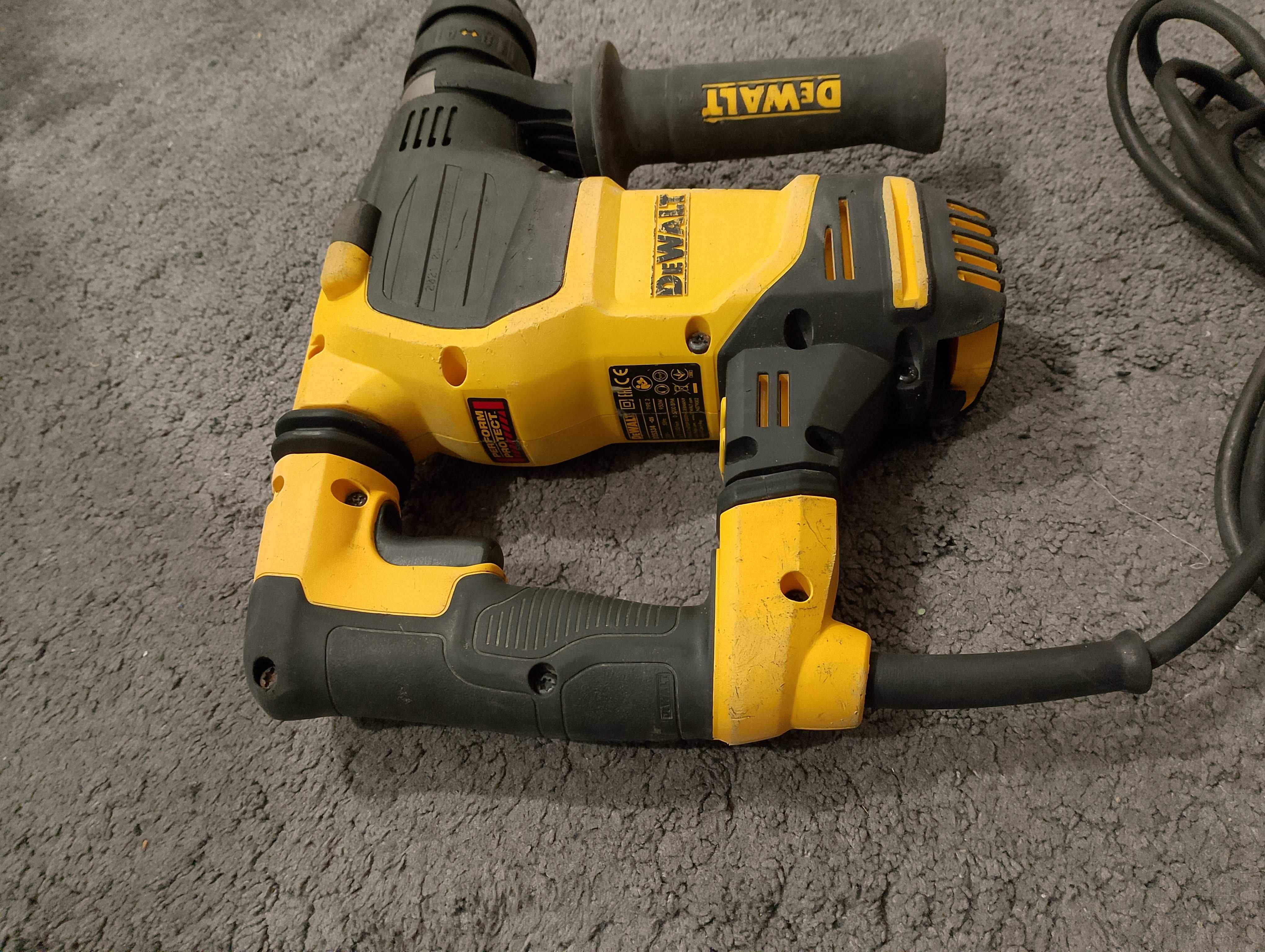 Młotowiertarka DeWalt D25334K, 3.5J