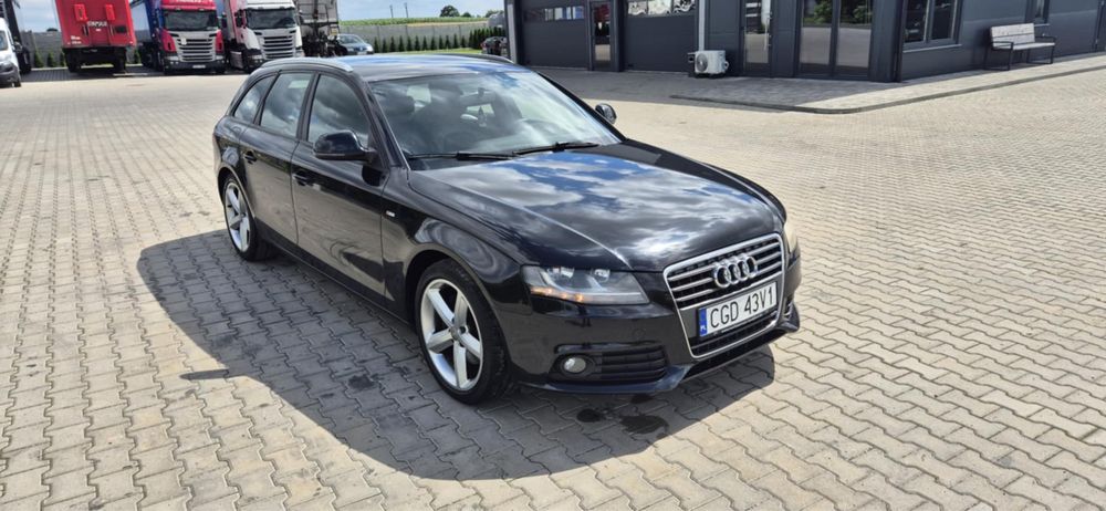 Audi A4 zarejestrowana  super stan s line