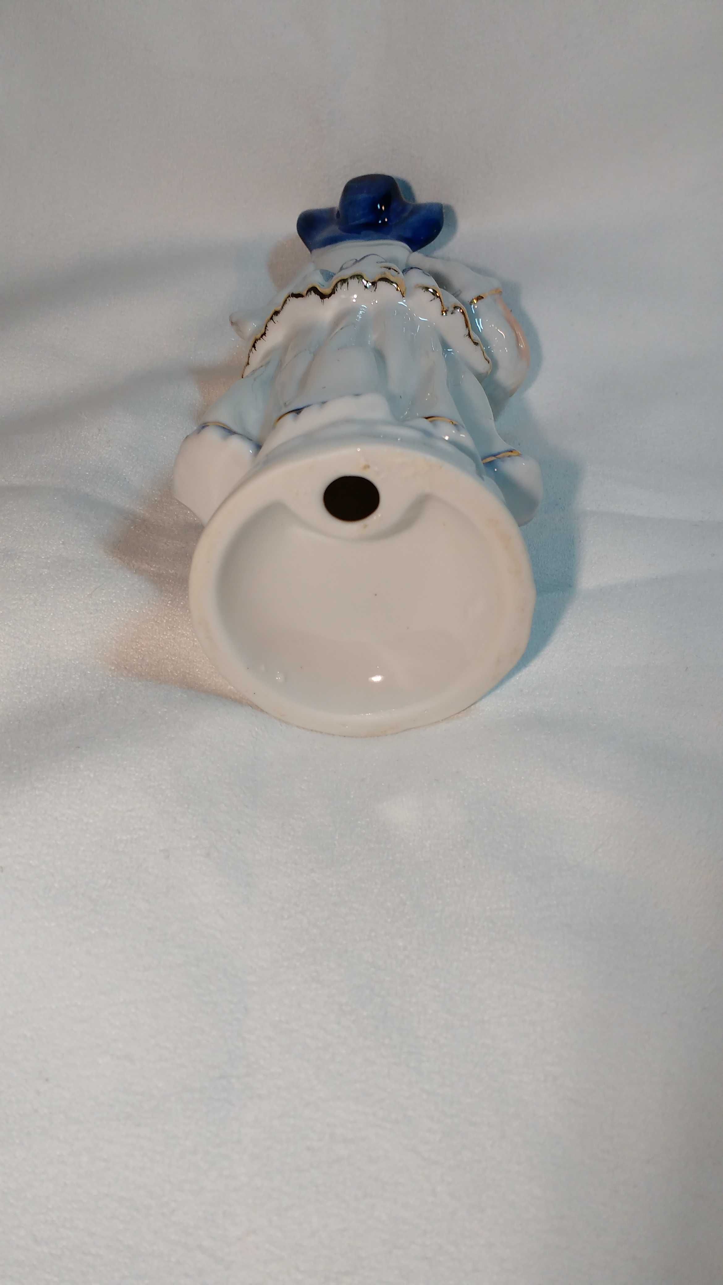 Dama dworu figurka porcelanowa