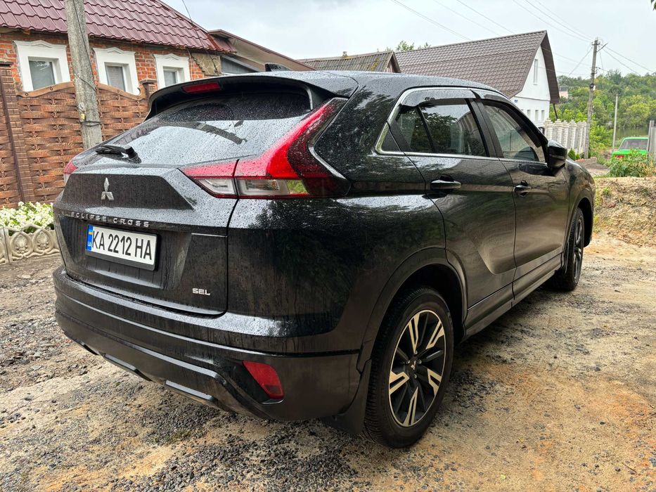 Mitsubishi Eclipse Cross 2023 SEL 1.5 (бензин) США