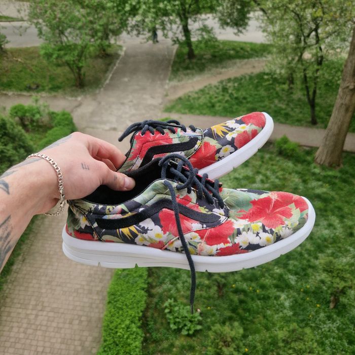 Кеди Ванс Vans Ultracush з квітами 43 розмір