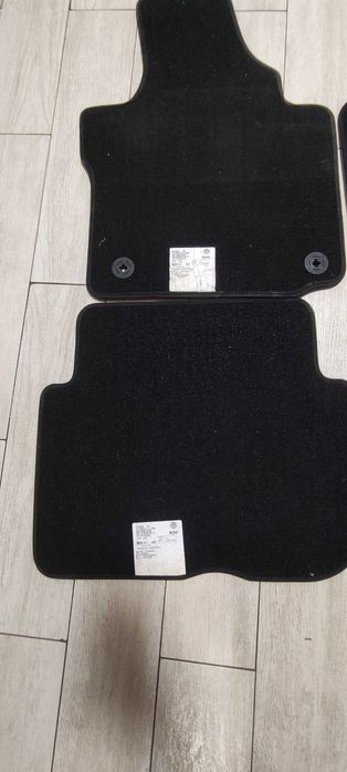 Коврики ворсові оригінал, Volkswagen Touran 2011