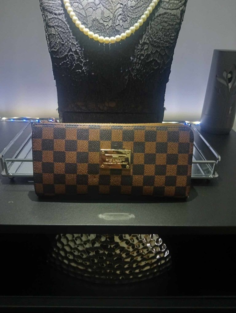 Carteira "Louis Vuitton"