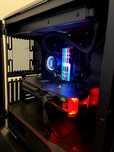 Torre i9-9900K - 6800XT - 64Gb RAM com teclado, rato e microfone