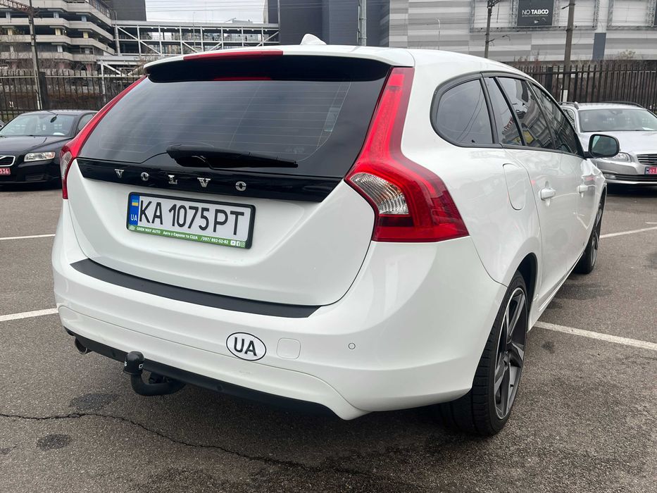 Volvo V60 (facelift) 2.0 дизель 2016 із Нідерландів