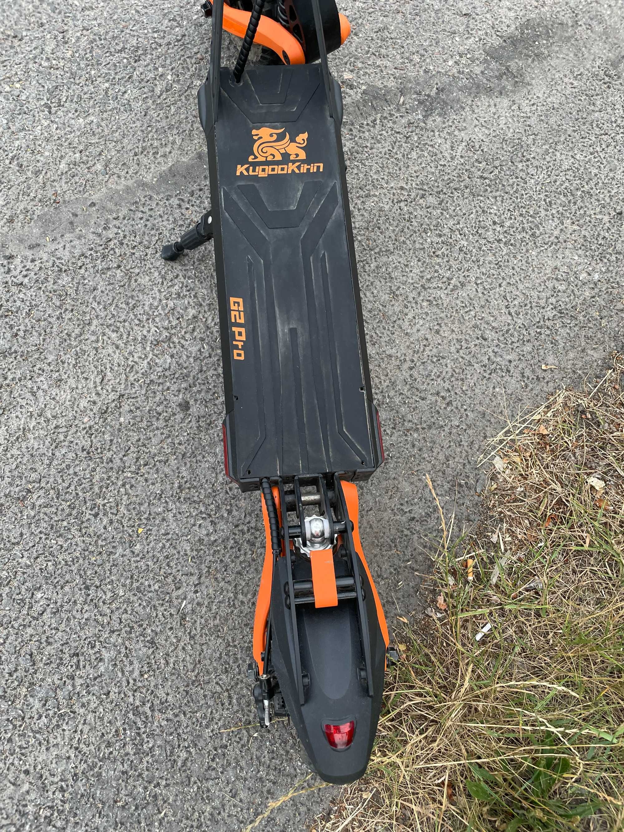 KUGOO KIRIN G2 PRO 600W 15Ah 45 km/h