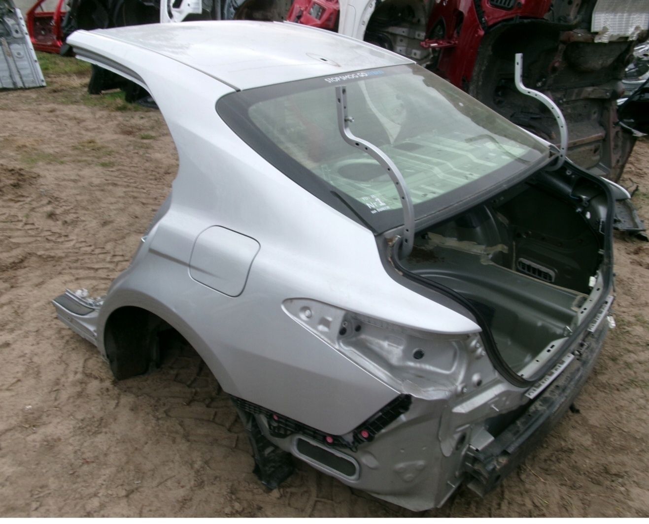 Розборка Toyota Camry 70 LE XLE Hybrid капот крило двері чверть кузов