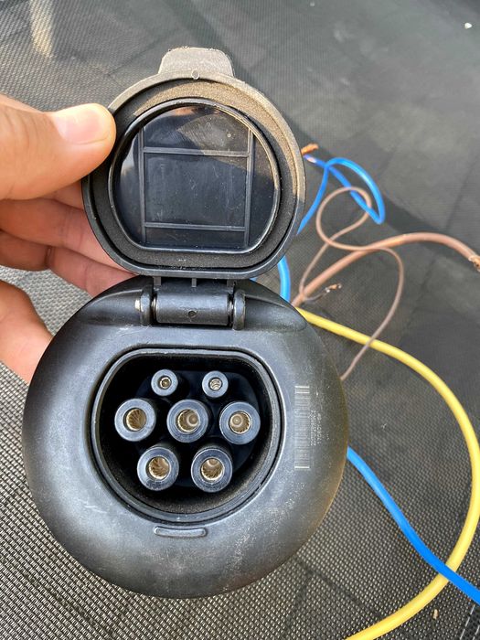 Розетка для заряджання електромобіля Type 2