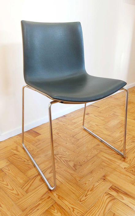 6 Cadeiras de sala Arper