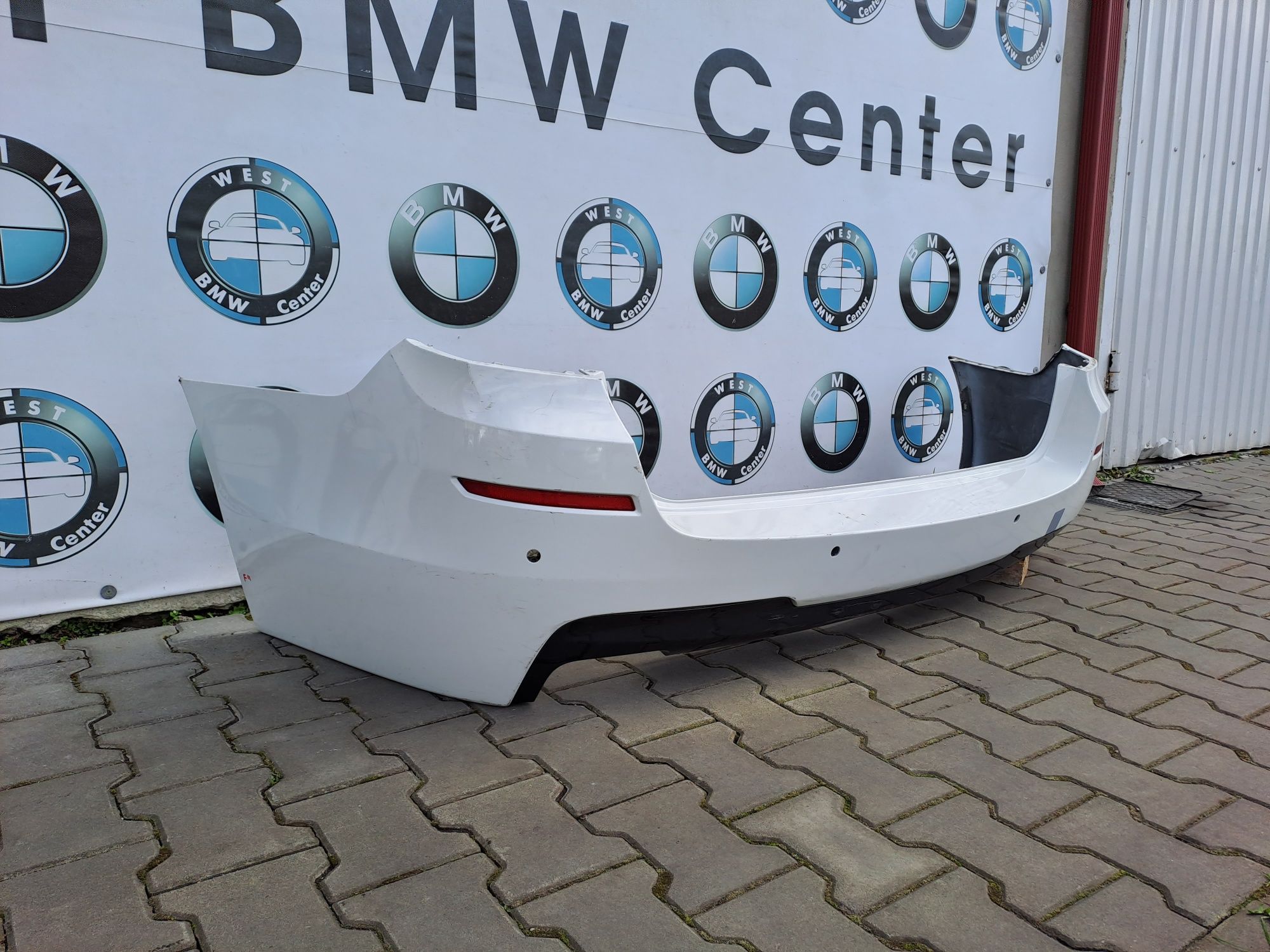 Бампер задній bmw f11 M задній бампер бмв ф11 м пакет
