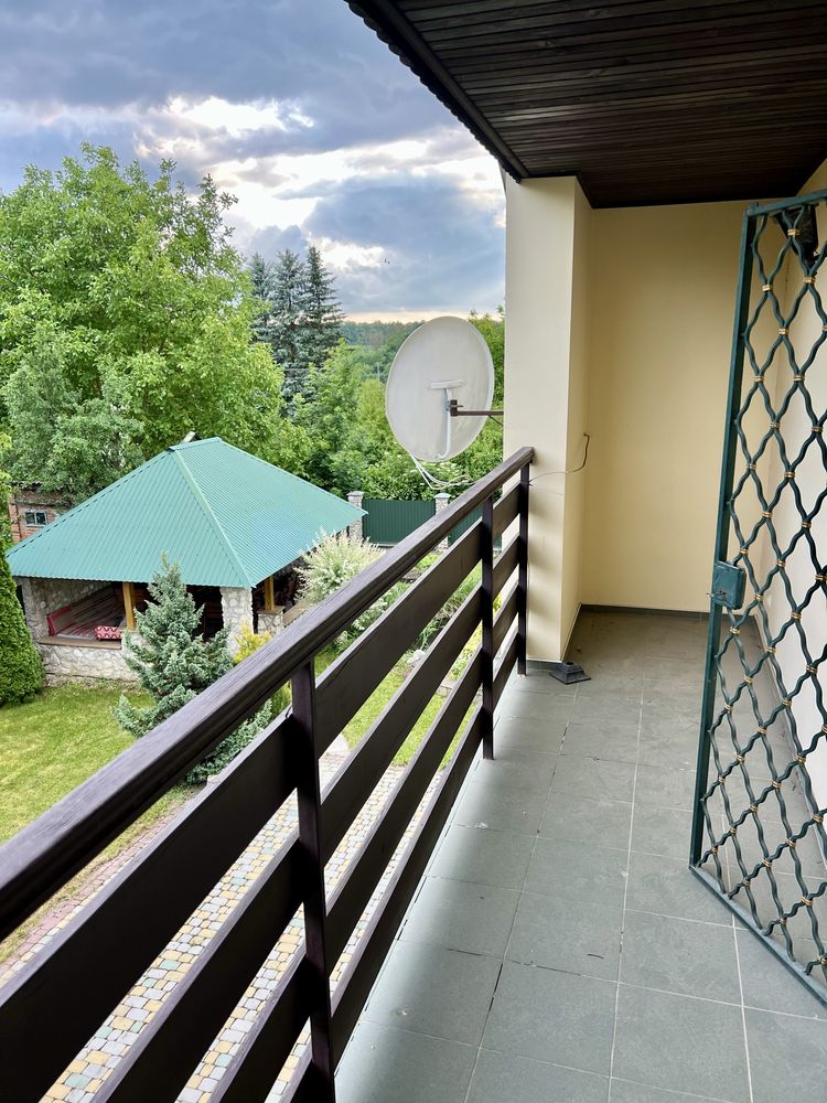 Продається дачний будинок у с. Ступки