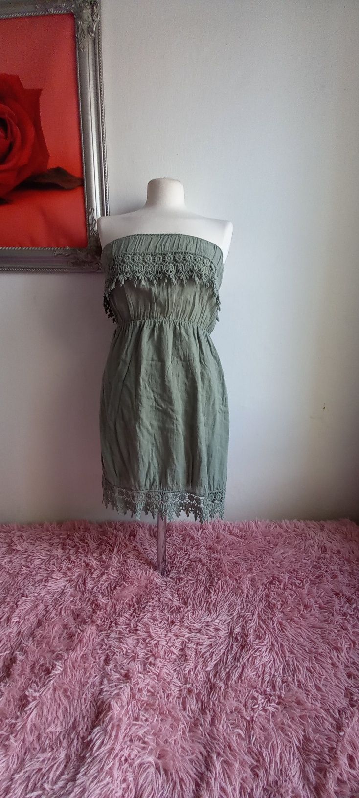 Khaki sukienka boho bez ramiączek, krótka koronką. Myhalys XS