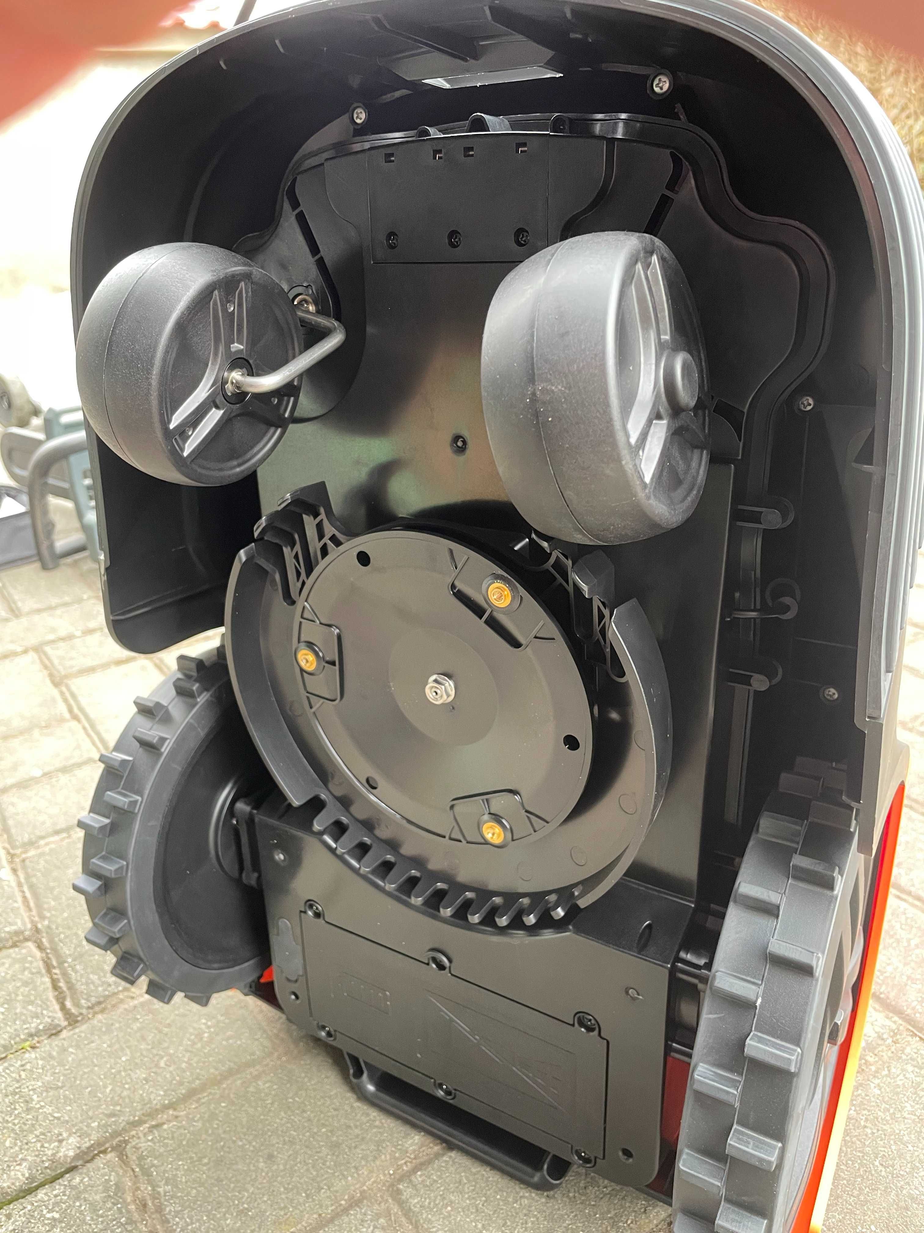 Robot koszący Blumfeldt DM2 - nowy! Do 1200m2