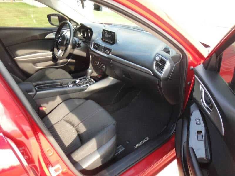 2017 Mazda MAZDA3 Sport