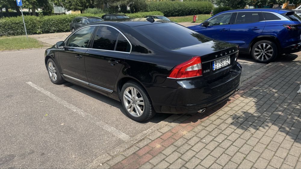 Volvo S80 rok 2011 silnik 3.2 B+G